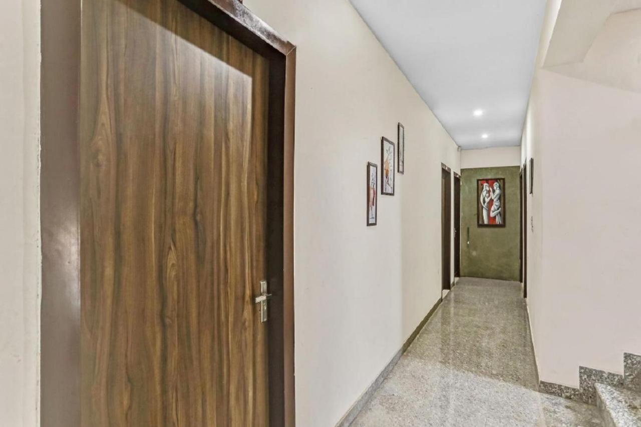 Hotel Noida Continental At Noida City Center 外观 照片