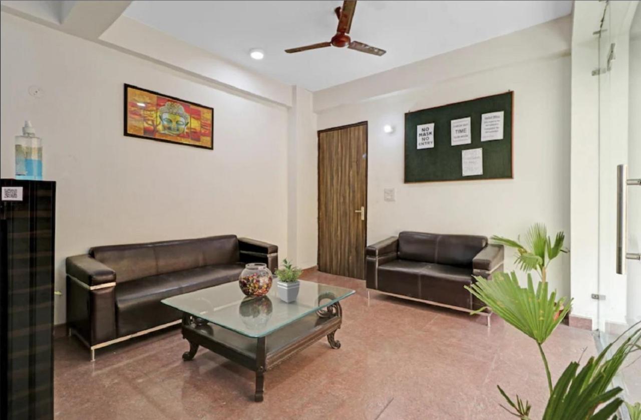 Hotel Noida Continental At Noida City Center 外观 照片